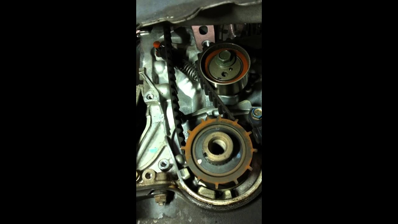 Honda Civic Timing Belts do Stretch - YouTube