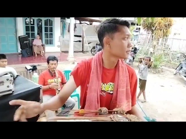 DEMI AYANG SENOK SOLOT DEDE RAMPAK ENDAH BAE class=