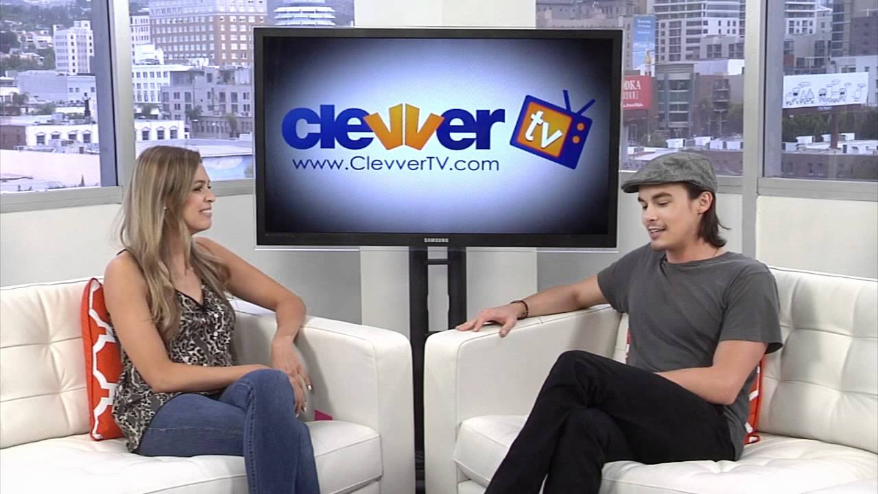 Tyler Blackburn Talks 'Pretty Little Liars' Shower Scene YouTube