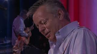 Old Town (Live from Center Stage) l Tommy Emmanuel