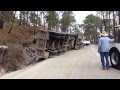 Maniobra realizada por gruas del valle