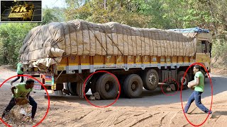 Heavy Loaded Truck Tires Slips While Driving in Ghat Road - Truck Drivers Rescue - Lorry Videos