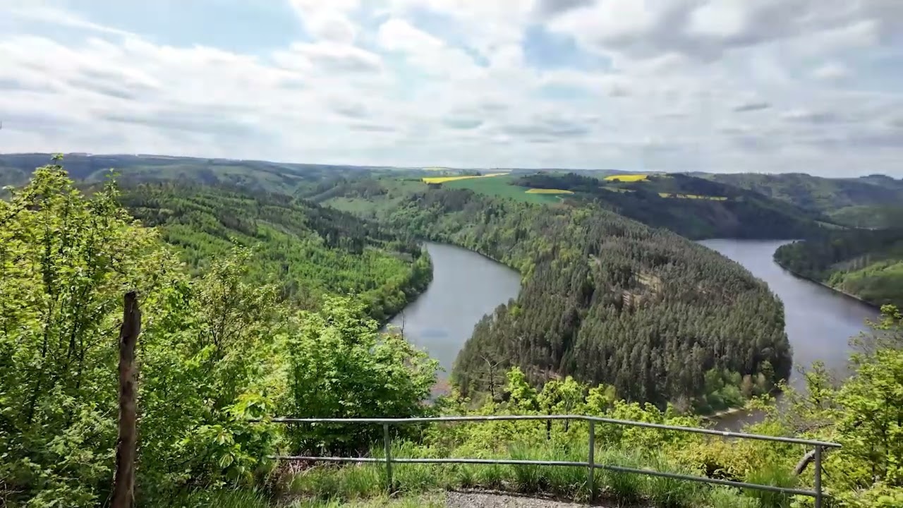 Schönster Wanderweg Deutschlands? So fühlt sich der Hohenwarte Stausee Weg wirklich an!