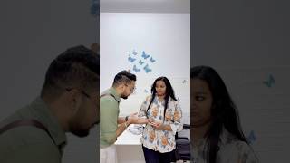 ഒരു സാരികി ഒരു കുപ്പി ഫ്രീ 😂 #comedy #funny #trending #uae #dubai #shorts #youtubeshorts