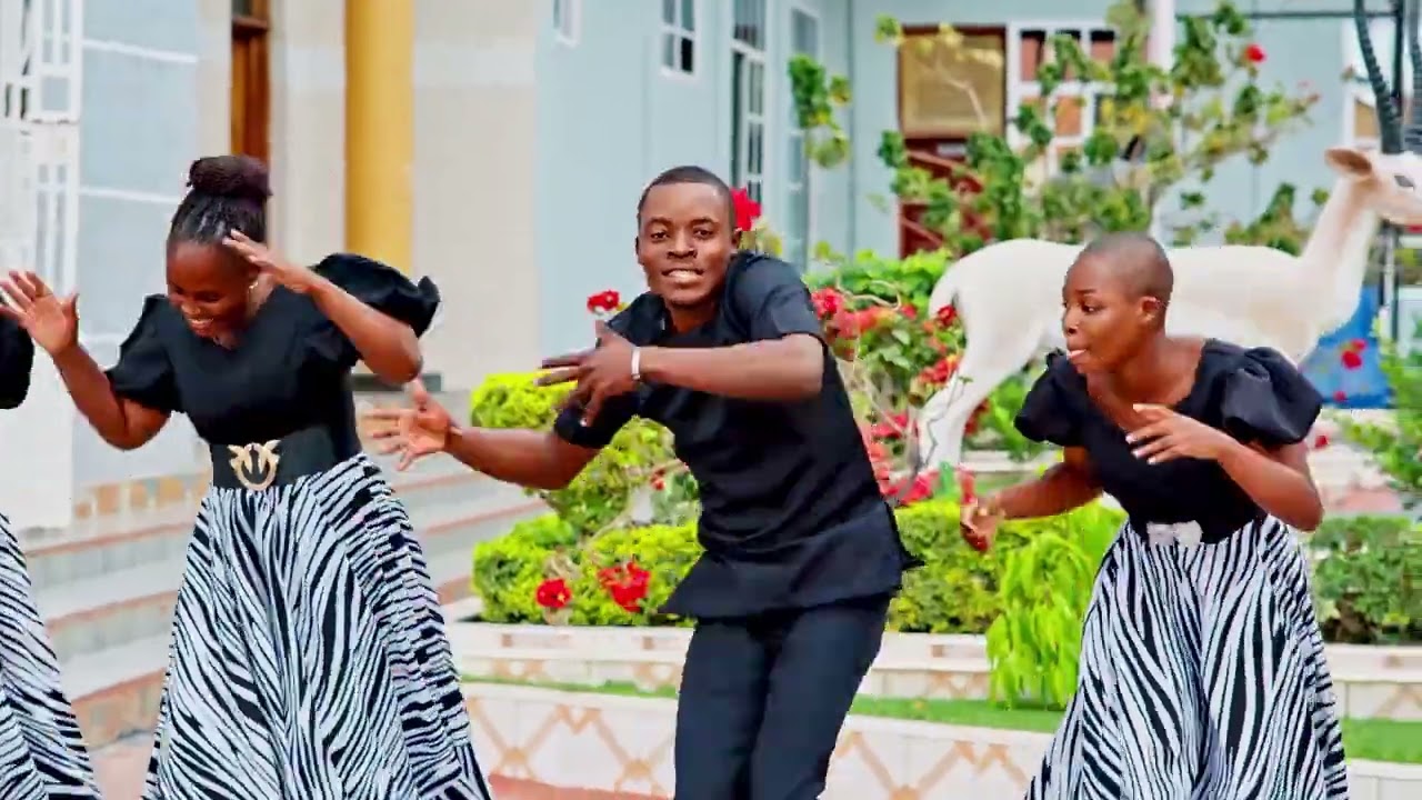 MUNGU KWANZA | Official Video – Spiritual Gospel Choir (SGC)