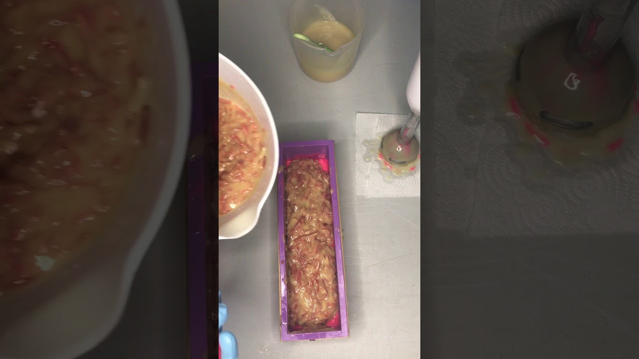 Making of our XOXO 😘 Valentine’s Day Soap