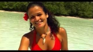 Clips : Sabrina Laughlin chante 'Rori Rori'