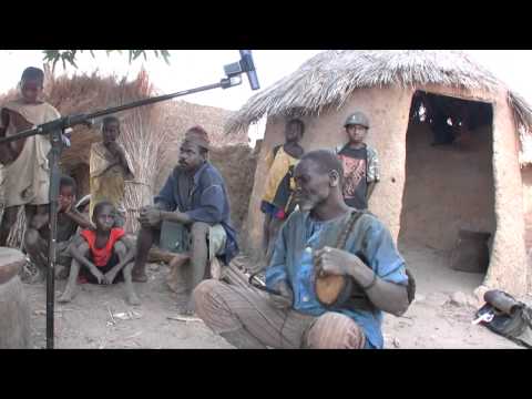 The drummer/singer is AgwaÌgwaÌ Mahago Wagai from Dikko village, near Luwa town, Rafi LGA (east of Zungeru)