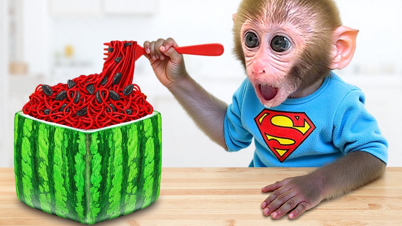 Monkey Baby Bon Bon with the puppy go harvest a giant carrot and discover a lost bunny