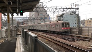 東急8500系8619編成『赤色座席』が到着するシーン