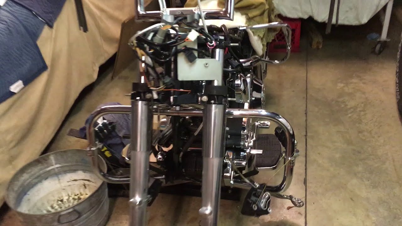 Harley Road King front fork seal part 2 YouTube