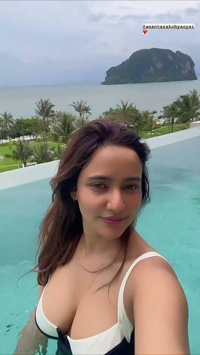 😍 #nehasharma ENJOYS her vacation in a #pool #bikini #shorts
