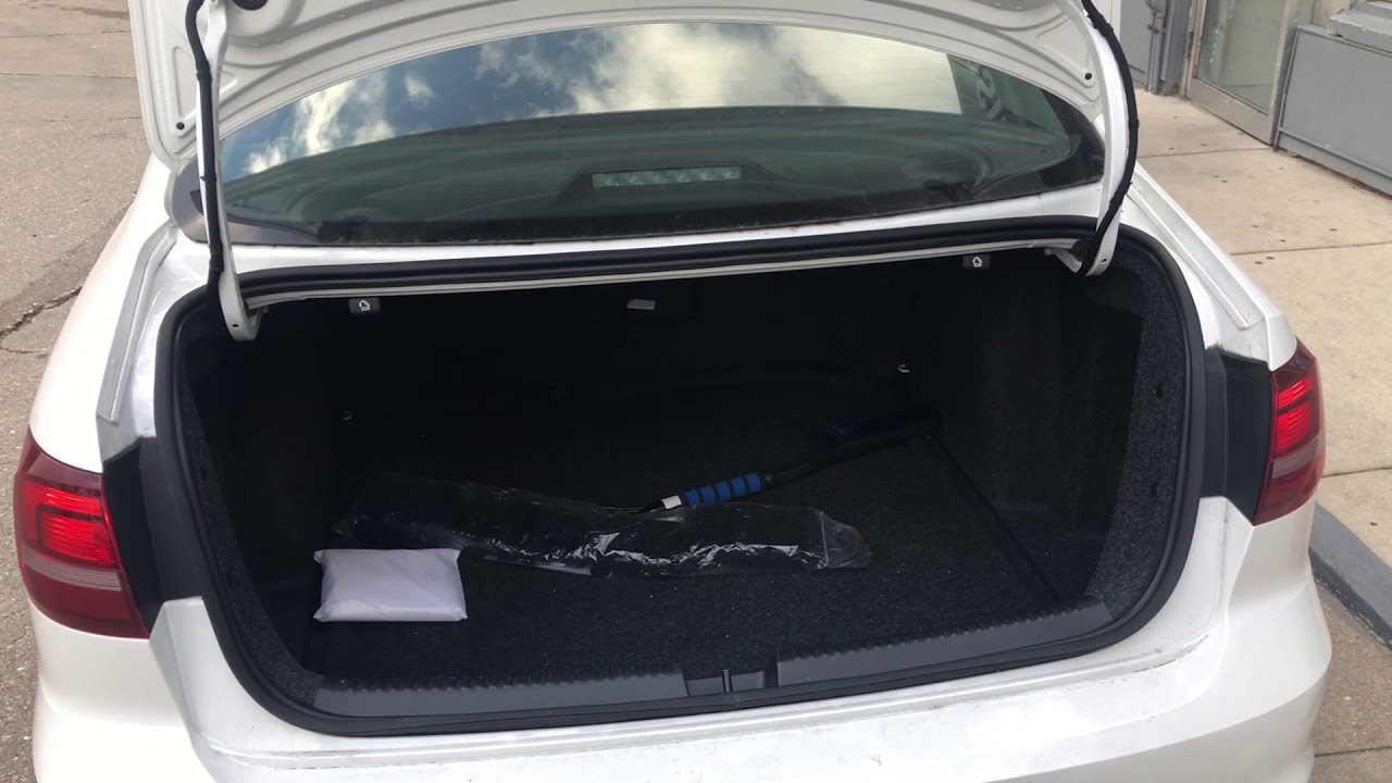 Volkswagen Jetta How to lay down rear seats YouTube