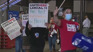 Sky Harbor Strike: Airport concession workers, baristas walk off job over pay and benefit dispute