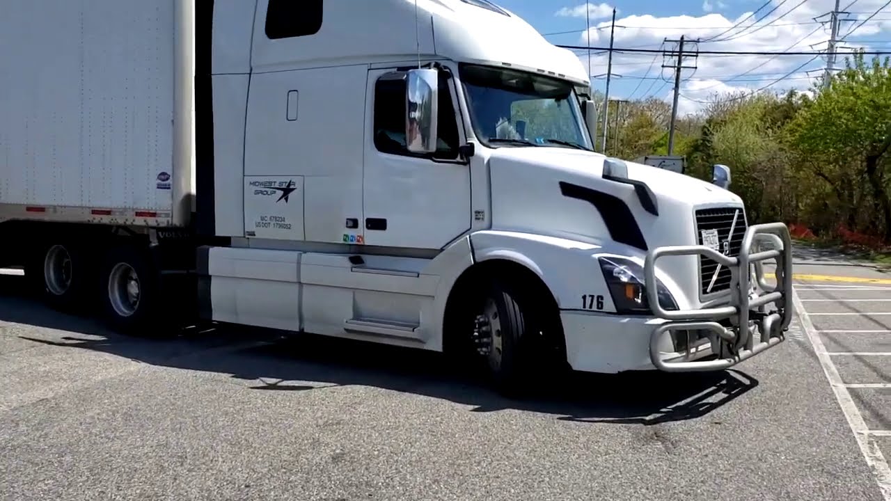 Бронкс поворот не туда и санитайзеры для волмарта - YouTube