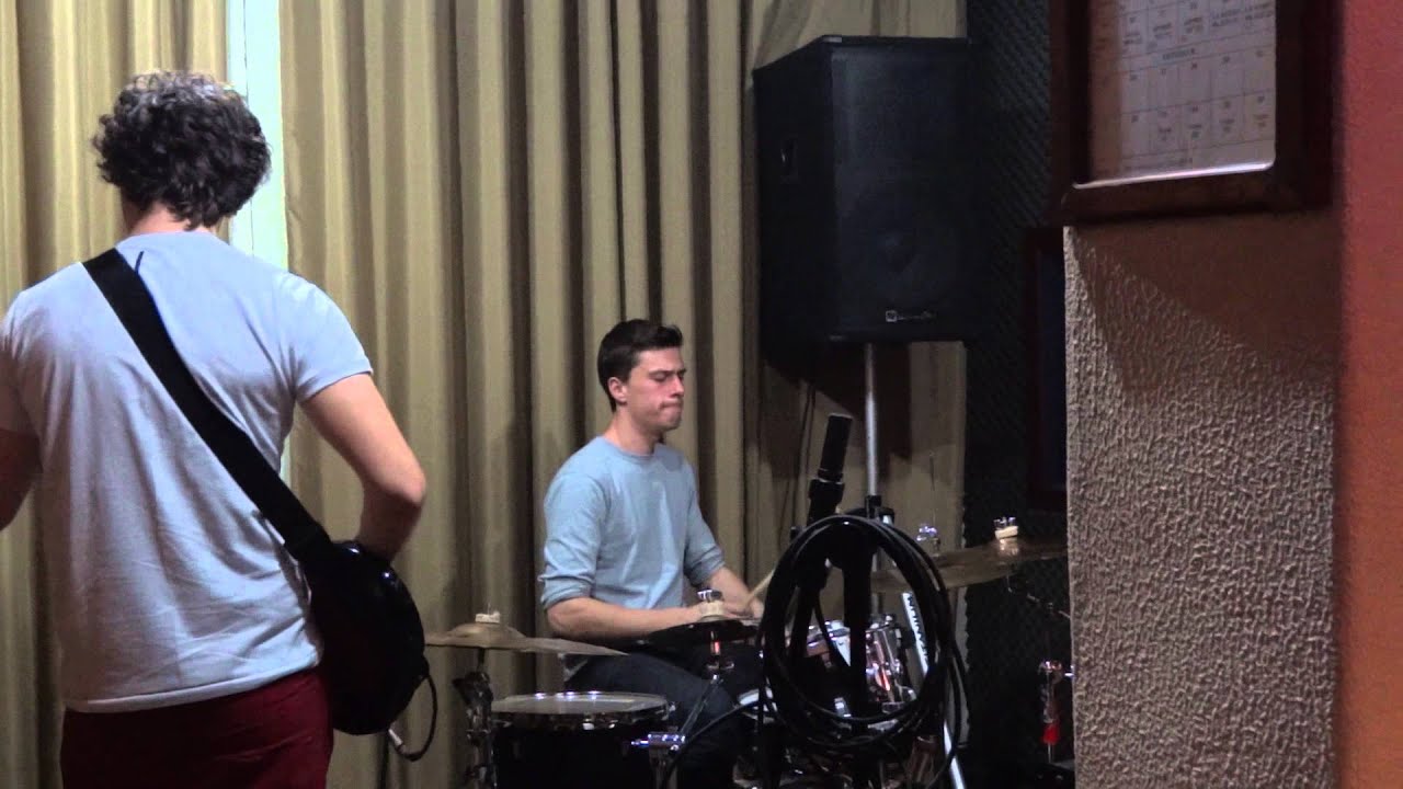 Still Nameless Band - Supersonic (Oasis Cover)