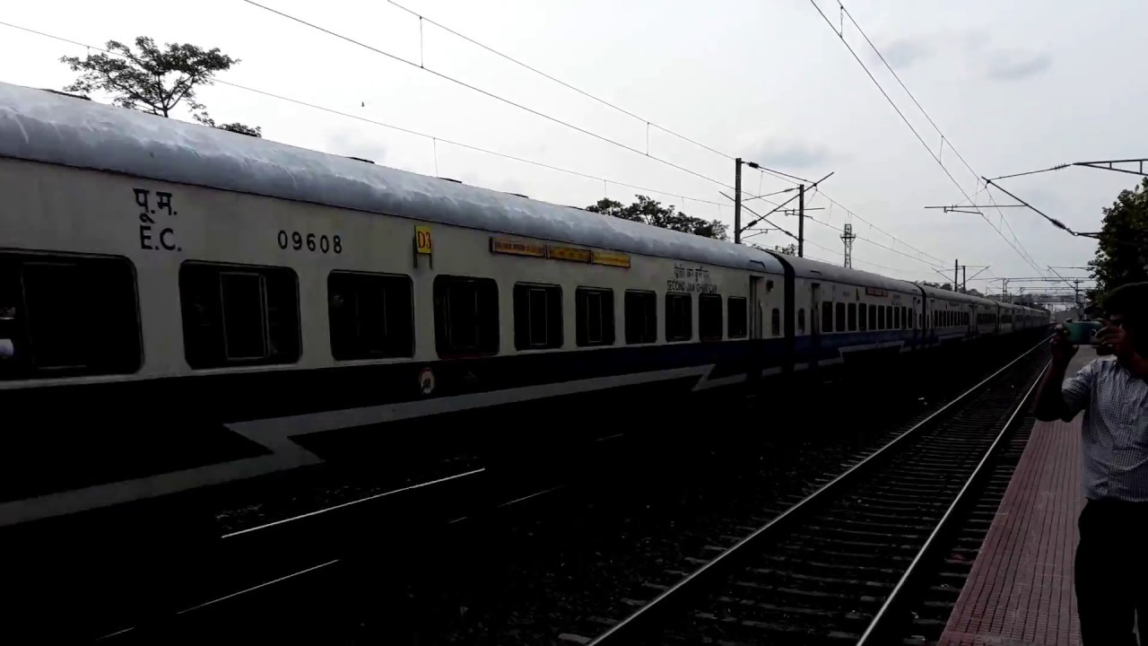 Howrah Patna Jana Satabdi Express At Jonai Road Station YouTube howrah-patna-jana-satabdi-express-at-jonai-road-station-youtube