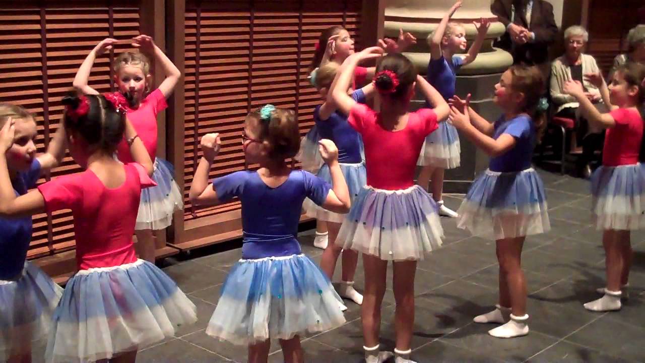 ALGEMENE DANSANTE VORMING 3 VOOR KINDEREN