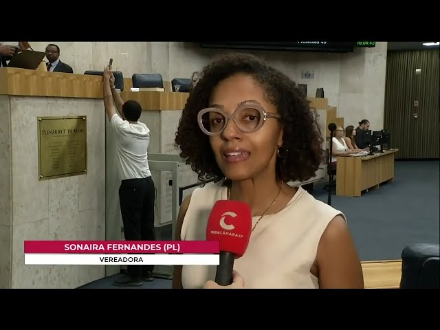 Tribuna tem discursos no pequeno expediente e lideranças