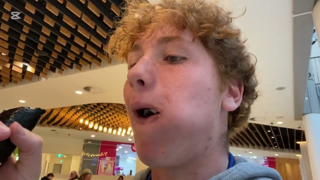 Hendog reviews favourite food