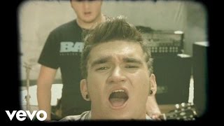 Смотреть клип New Found Glory - Head On Collision
