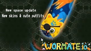 Wormate.io New space update (Buying every skins/clothing) wormateio gameplay never mess with giants!