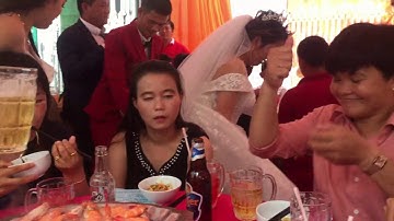 VAN HAU FUNNY--NGAN DEAF -LẦN ĐẦU ĐI ĐÁM CƯỚI ANH CHỊ CÂM ĐIẾC! GIAO LƯU VỚI NHIỀU BẠN CÂM ĐIẾC!