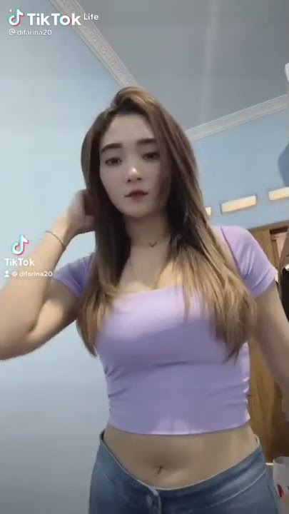 Story wa cewek sexy hot body nggak buang