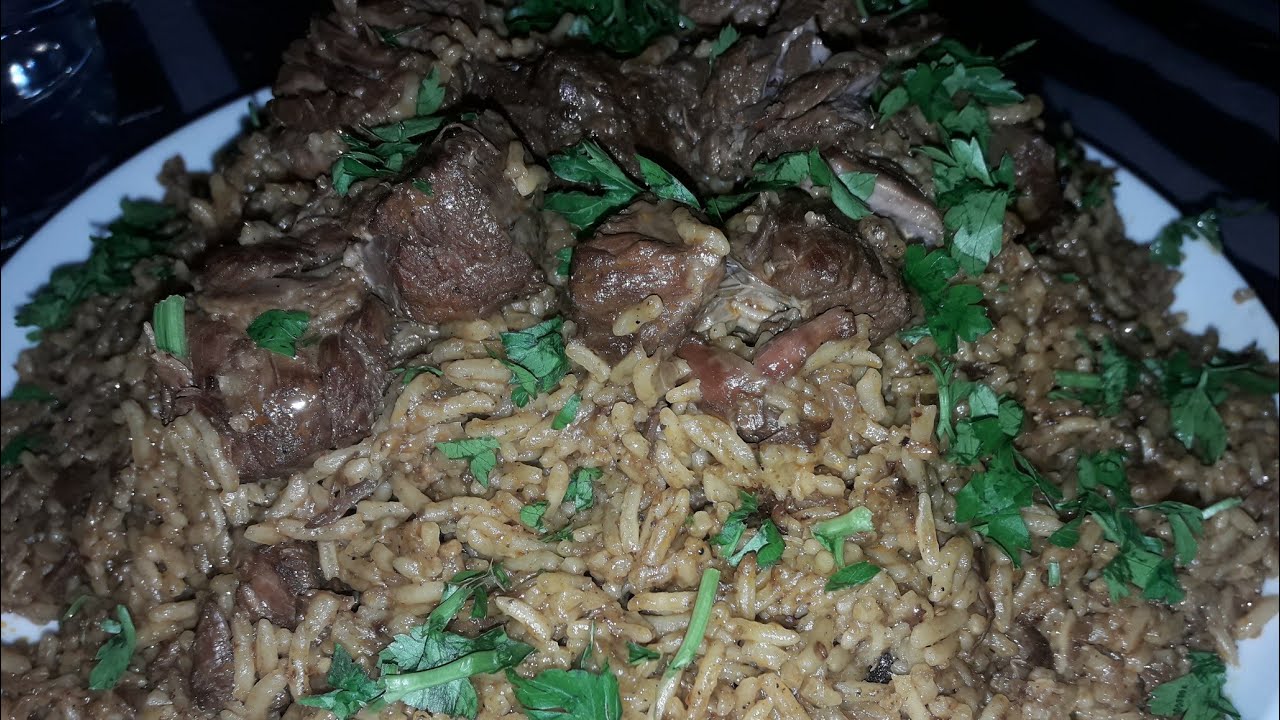 Riz kebssa a la viande
كبسة الارز باللحم  الخليجية في طنجرة الضغط