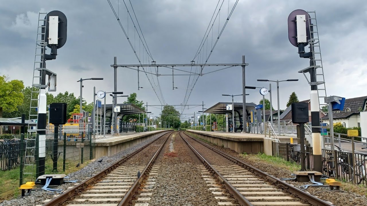 treinen op station Twello