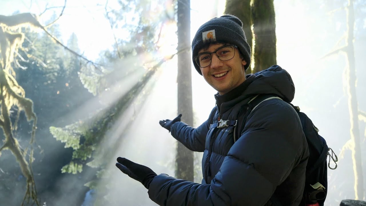 Hiking to Amazing Waterfalls in Washington