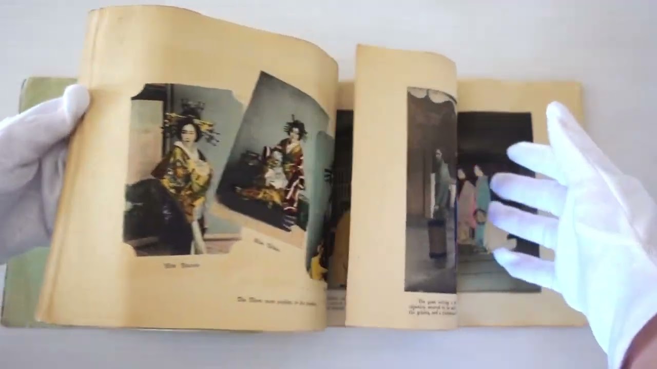 ADAKAWA アートブック Amazon.com: Zawa Zawa: Treasured Art Works of Ashley Wood