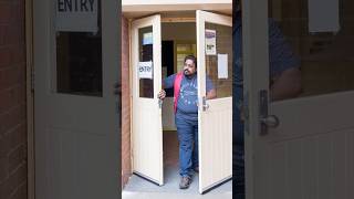 A new approach to voting centre accessibility