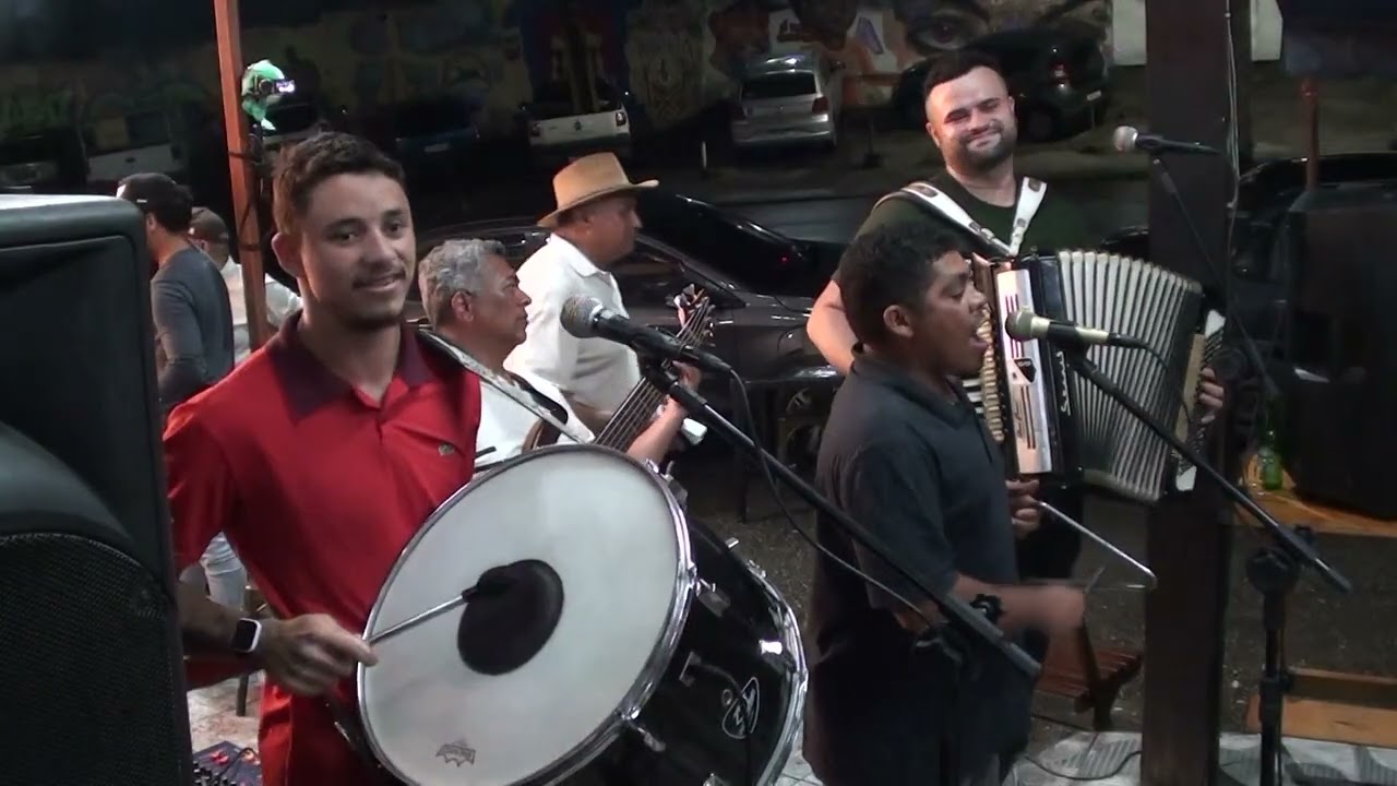 Vídeo-10( Boli Com Tu) Com  Celio Motta no Forró de Cassiano Feija Flor 23- 02- 2026