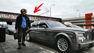 Миллионер оставил "таксисту" на чай всего $1... Вскоре этот доллар изменил всю его "жалкую" жизнь... Видео: Миллионер оставил "таксисту" на чай всего $1... Вскоре этот доллар изменил всю его "жалкую" жизнь...