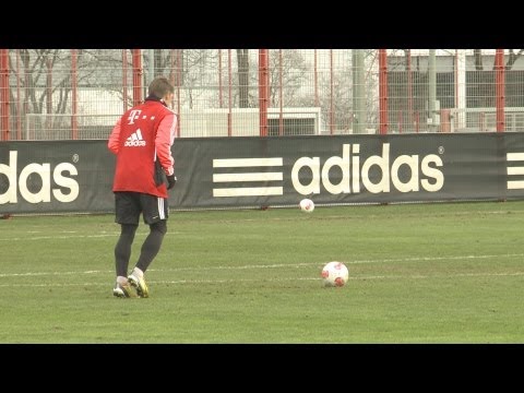 FC Bayern: Hier trainiert Schweinsteiger den Super-Freistoß