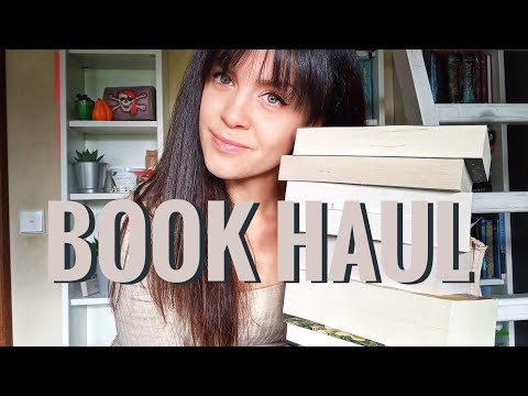 Видео: BOOK HAUL: Нові книжки: куплені, подаровані, позичені | березень-серпень 2022