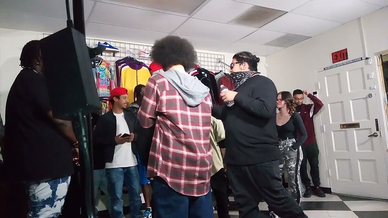 M.O.D what's happening in Tucson rap battle part 1 at Mr exclusive