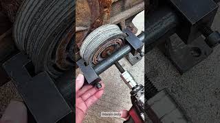 How to Remove a Rusty Crankshaft Pulley Easily