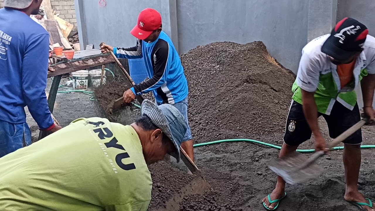 Jek isuk kok wes ngaber ae cangkeme