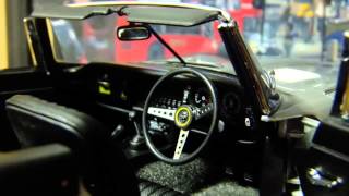 1:18 AUTOart Jaguar E-type Series Ⅲ Roadster V12