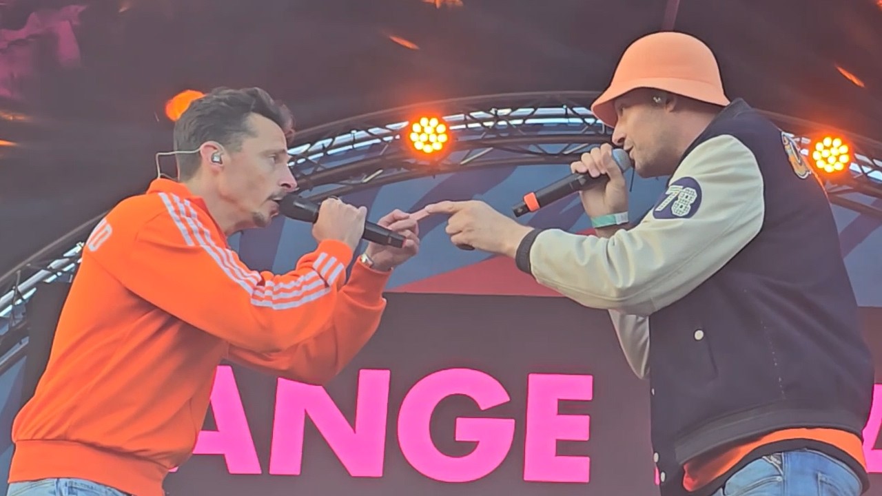 Lange Frans & Baas B. - Het Land Van - Guilty Pleasure Festival