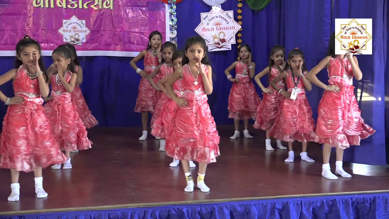 Gujarati shala geet performance by shreyas vidyalaya surat