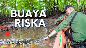 Meeting The Crocodile Man of Indonesia (Bontang, East Borneo)