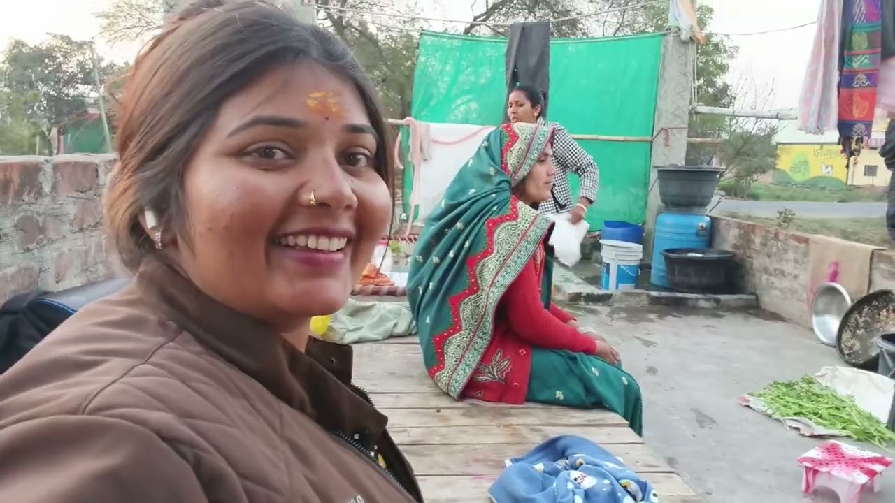 आप सभी को महाशिवरात्रि की ढेर सारी शुभकामनाएं 🙏🌼#delyvlogs #kumaripooja8081 