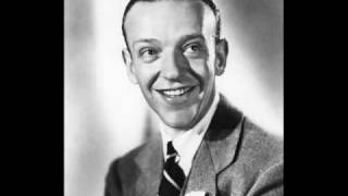 Video thumbnail of "Fred Astaire - A Foggy Day (1937)"