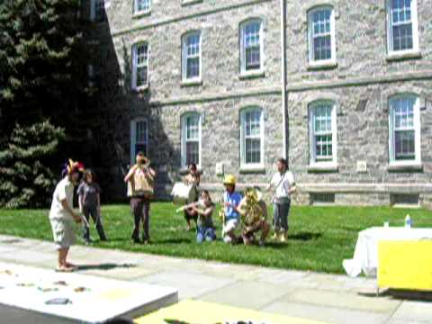 Mesecina (Swarthmore College Balkan Brass Band)