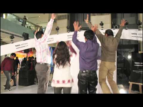 Rajesh_Tata Motors Connexion Wheel_Ambience Mall-#AUTOEXPO14