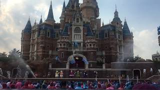 Shanghai Disney: Summer Blast Castle Show!