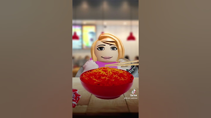 Samyang fire noodle challenge 🍜🌶️🔥 #roblox #shorts #simpathetic #robloxedit #tiktok #viral